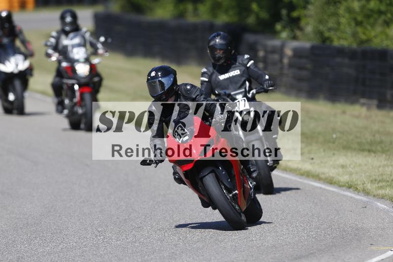/15 22.05.2026  Plüss Moto Sport  Discover the Bike ADR /Gruppe gruen - Bike 1/33